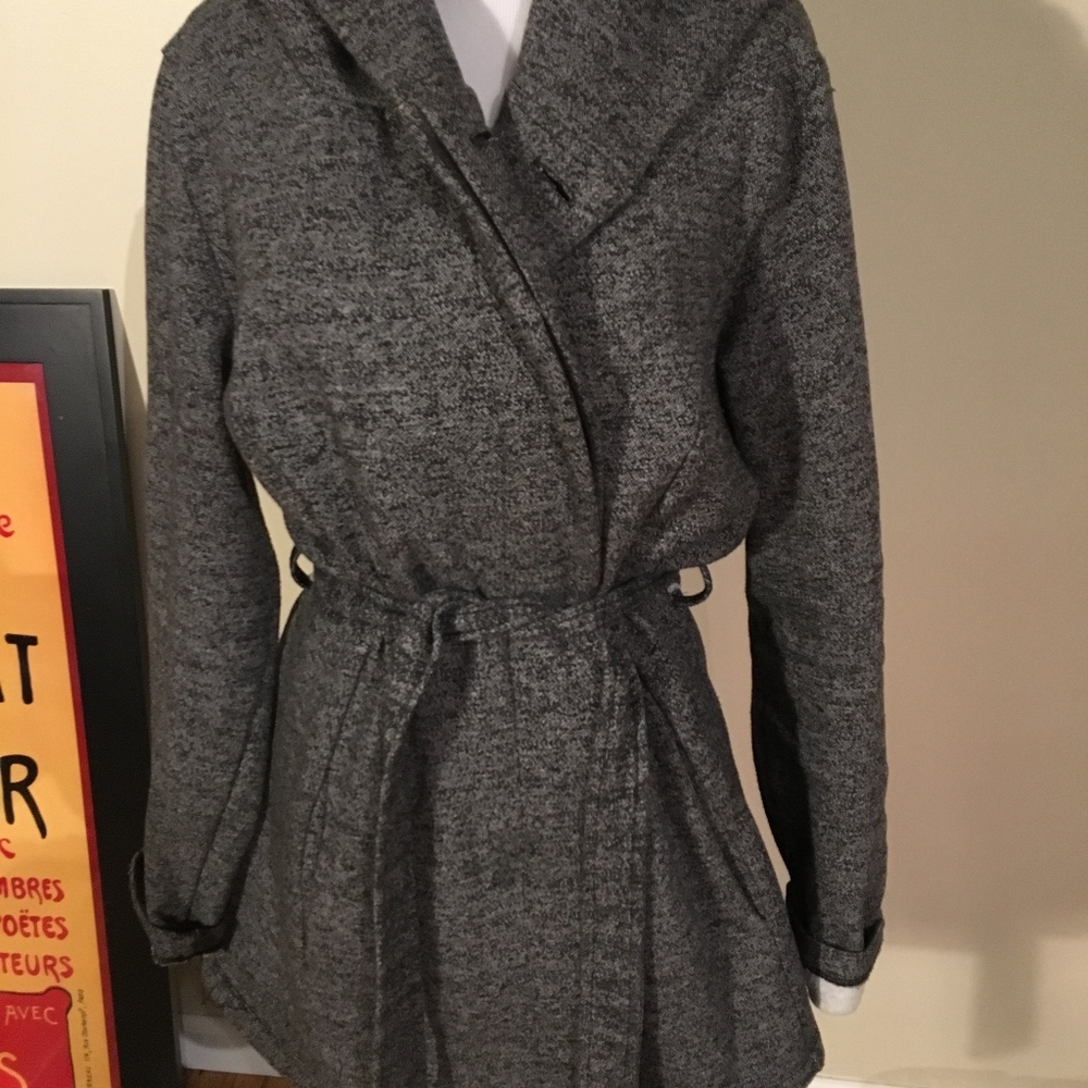 jacket - Picture 2 of 3